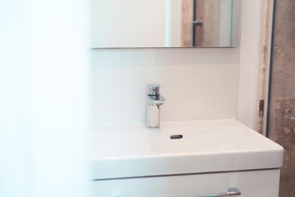 Apartment Le Sauvignon, T2 De Caractere Avec Jardin Tours